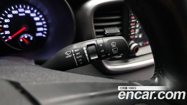 Kia Sorento 2015 — photo 18