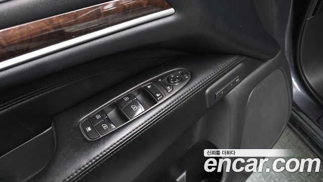 Infiniti JX 2013 — photo 16