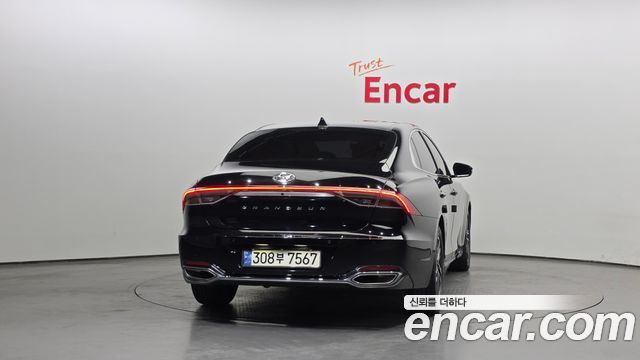 Hyundai Grandeur 2022 — photo 4