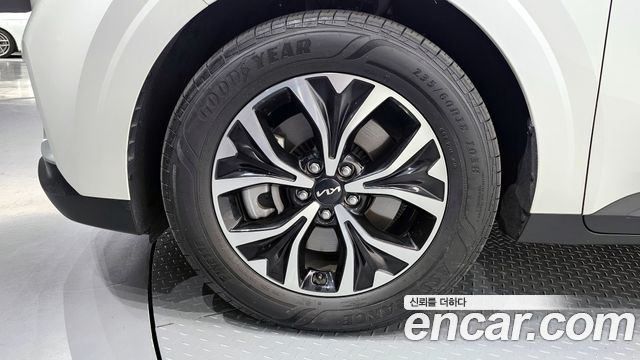Kia Canival 2022 — photo 5
