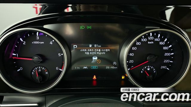 Kia Canival 2022 — photo 8