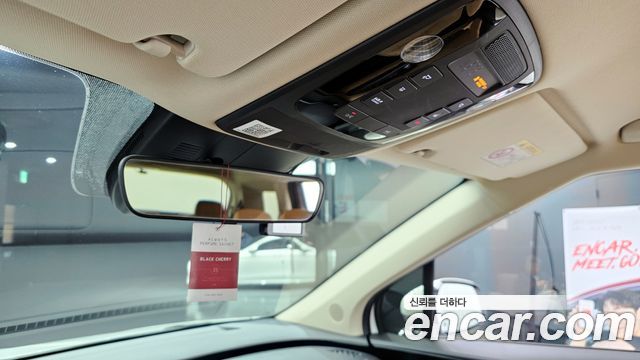 Kia Canival 2022 — photo 19