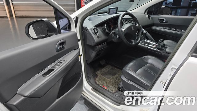Peugeot 3008 2015 — photo 11