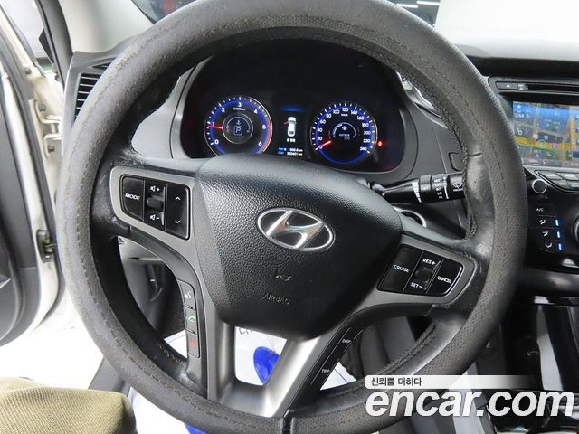 Hyundai i40 2012 — photo 8