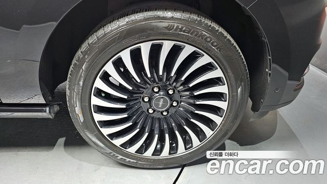 Lincoln Navigator 2019 — photo 5