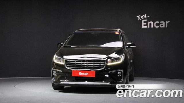 Kia Canival 2020 — photo 3