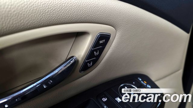 Kia Canival 2020 — photo 18