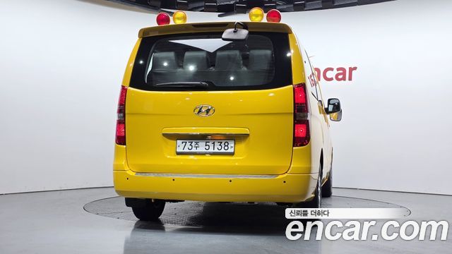 Hyundai Starex 2015 — photo 4