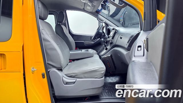 Hyundai Starex 2015 — photo 10