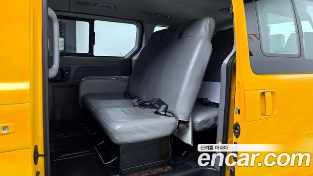 Hyundai Starex 2015 — photo 12