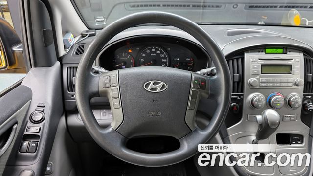 Hyundai Starex 2015 — photo 13