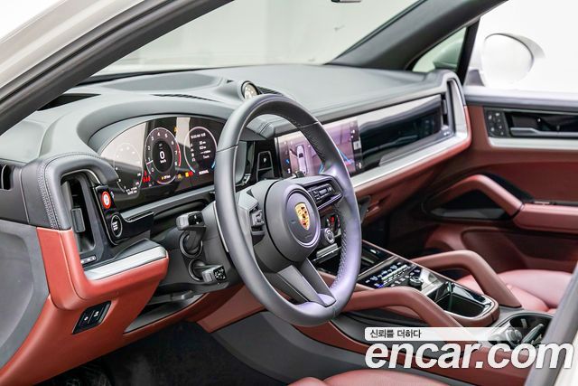 Porsche Cayenne 2024 — photo 9