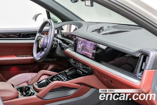 Porsche Cayenne 2024 — photo 10