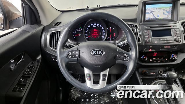 Kia Sportage 2013 — photo 13