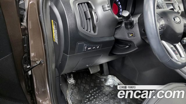 Kia Sportage 2013 — photo 17