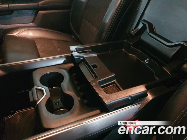 Dodge Ram Pick Up 2020 — photo 15