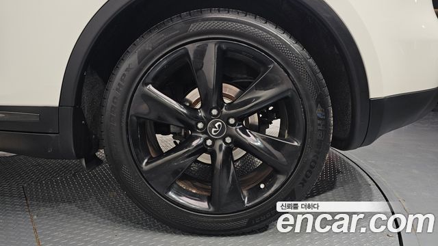 Infiniti QX70 2017 — photo 5