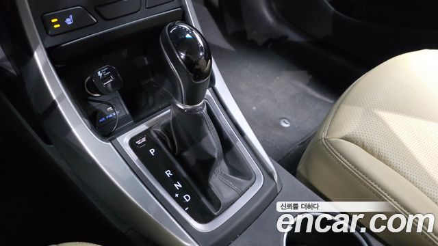 Hyundai AVANTE 2014 — photo 9