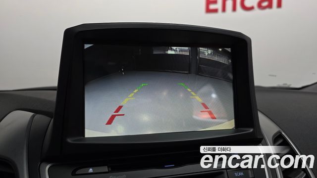 Hyundai AVANTE 2014 — photo 14