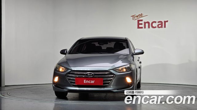 Hyundai AVANTE 2016 — photo 3
