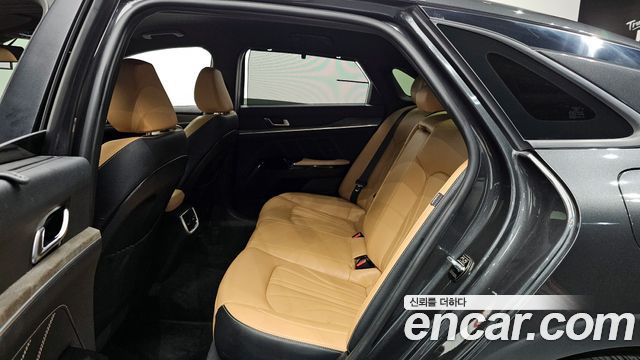 Kia K5 2022 — photo 12