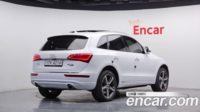 Audi Q5 2015 — photo 2
