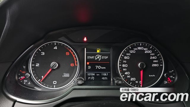 Audi Q5 2015 — photo 8