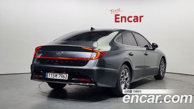 Hyundai Sonata 2022 — photo 2