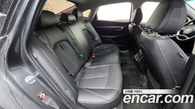 Hyundai Sonata 2022 — photo 20