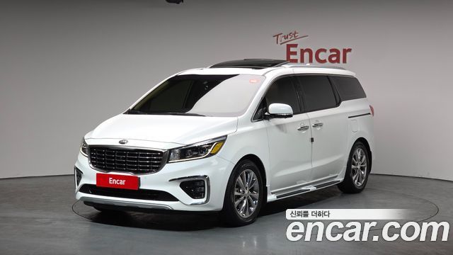 Kia Canival 2019 — photo 1