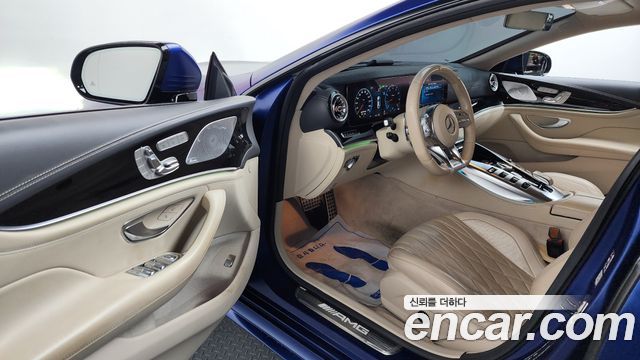Mercedes-Benz AMG GT 2020 — photo 10