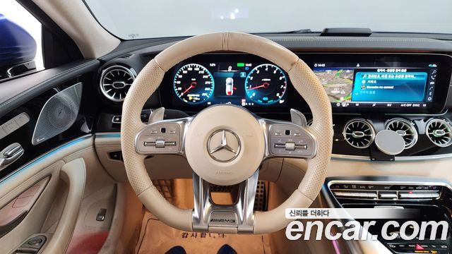 Mercedes-Benz AMG GT 2020 — photo 13