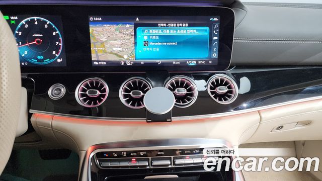 Mercedes-Benz AMG GT 2020 — photo 14