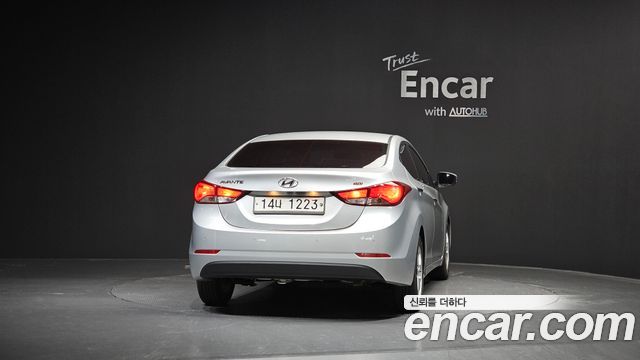 Hyundai AVANTE 2014 — photo 4