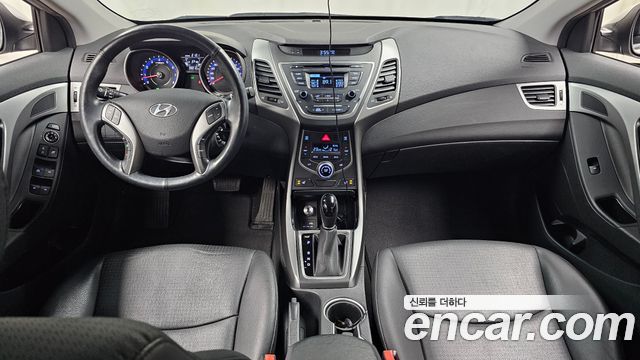 Hyundai AVANTE 2014 — photo 7