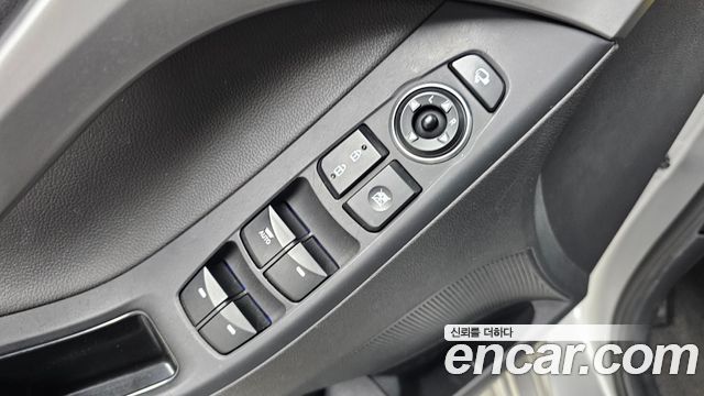 Hyundai AVANTE 2014 — photo 15