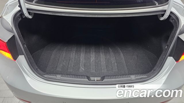 Hyundai AVANTE 2014 — photo 20