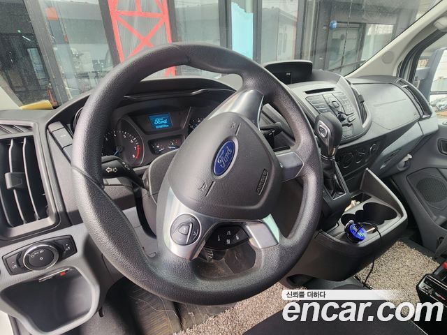 Ford Transit 2018 — photo 6