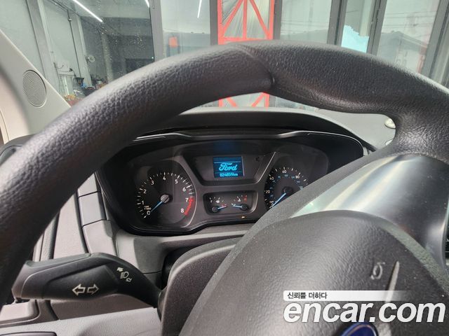 Ford Transit 2018 — photo 7