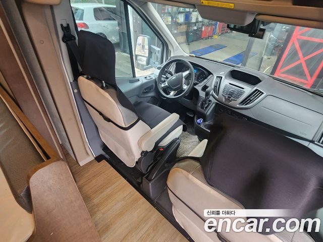 Ford Transit 2018 — photo 12