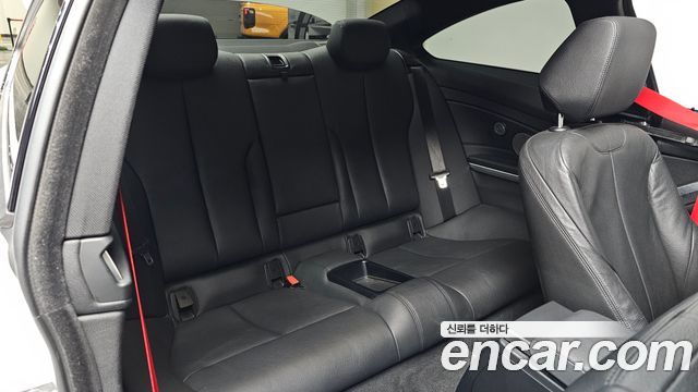 BMW 4-Series 2018 — photo 12