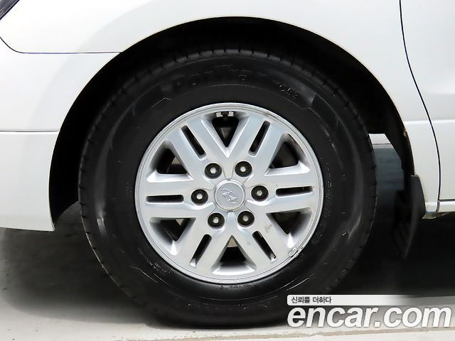 Hyundai Starex 2017 — photo 20