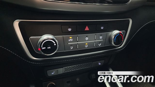KG Mobility Rexton 2018 — photo 17