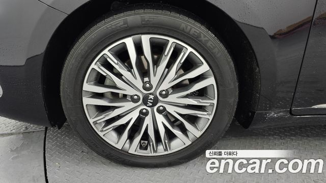 Kia K7 2020 — photo 5