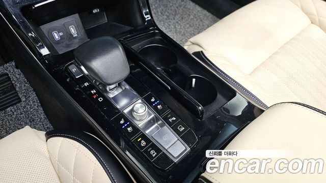 Kia K7 2020 — photo 9