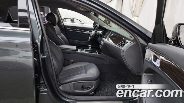 Genesis G80 2019 — photo 11