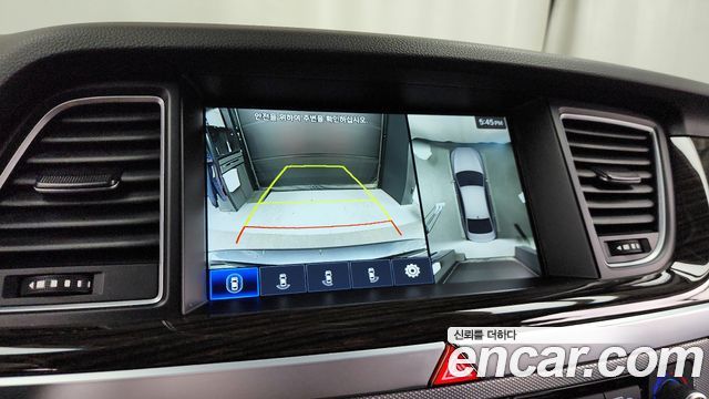 Genesis G80 2019 — photo 15