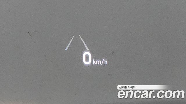 Genesis G80 2019 — photo 17