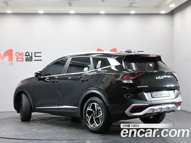 Kia Sportage 2023 — photo 4