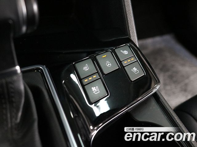 Kia Sportage 2023 — photo 11